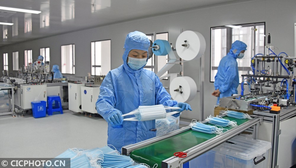 浙江仙居 醫用口罩生產一線繁忙，保障戰“疫”前線之需